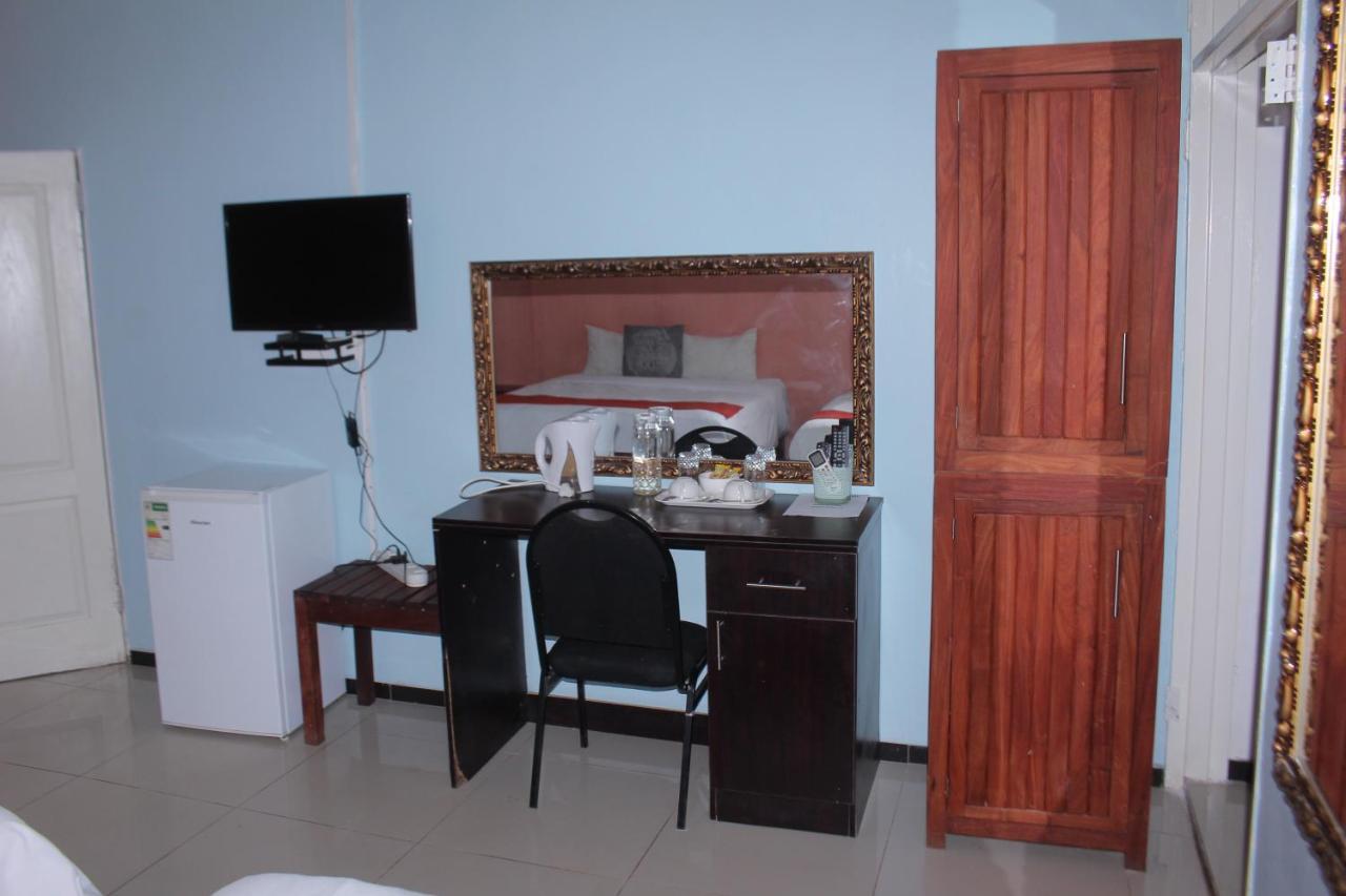 Global Guest House Kasane Extérieur photo