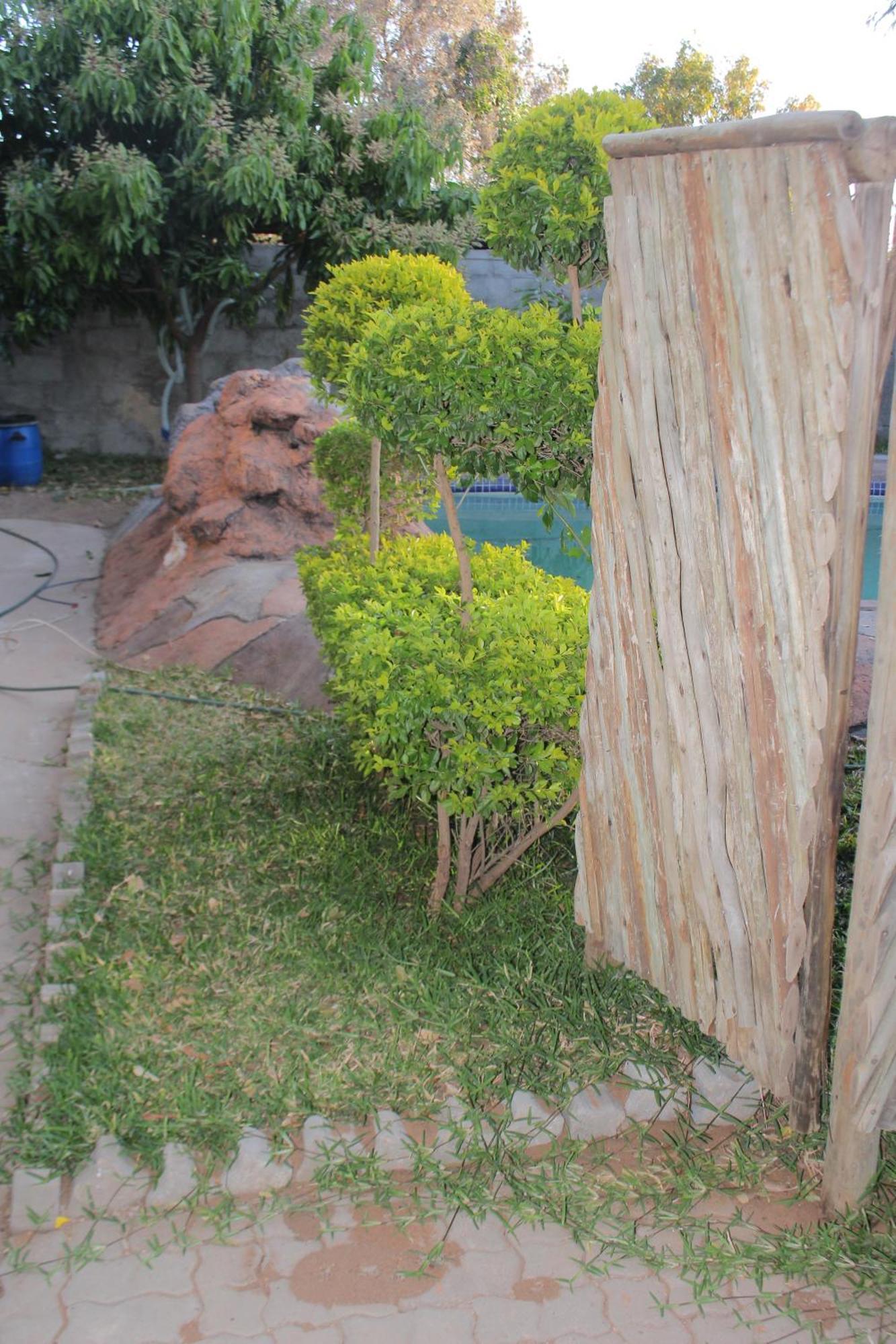 Global Guest House Kasane Extérieur photo